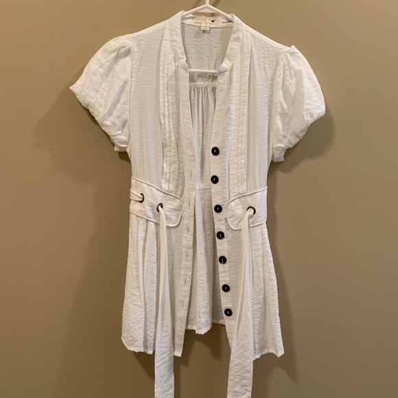Cotton Blend White Button Up Top - Picture 1 of 11